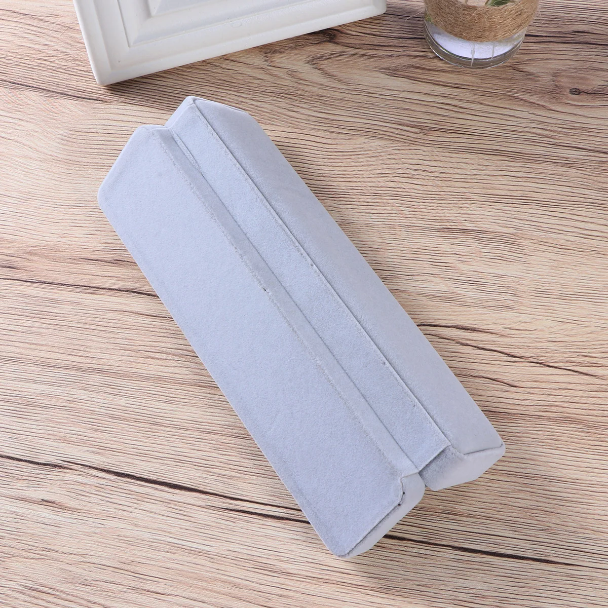 

Metal Jewelry Storage Box 12.5X8X3.5Inch Organizer For Necklaces Bracelets Earrings Watches Pendant Brooch Hair Clip Gift Box