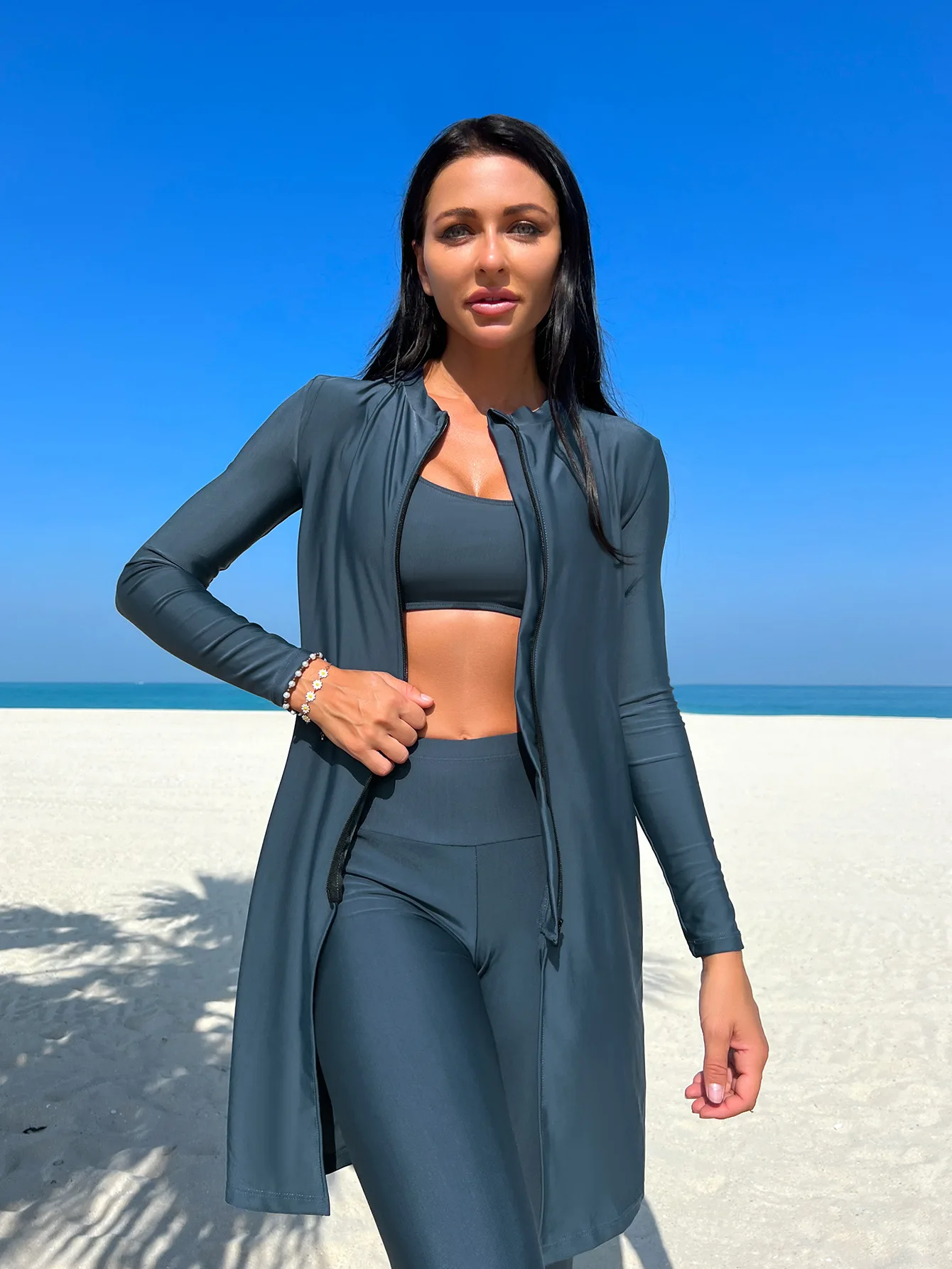 Costumi da bagno musulmani Set tre pezzi Solid Manica lunga Burkini Costumi da bagno musulmani 2023 Burkini Lunghi Femmes Abbigliamento donna Dubai