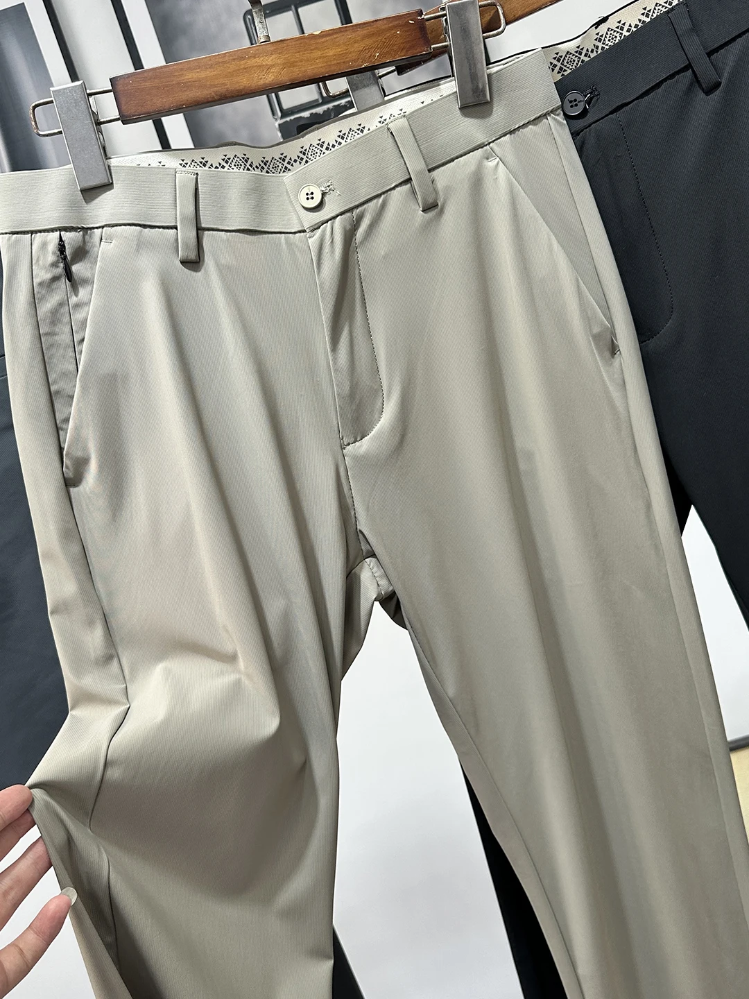 Men's Summer Business Casual Pants Comfortable Breathable Elastic Straight Leg Commuter Trousers Fashionable Urban Style