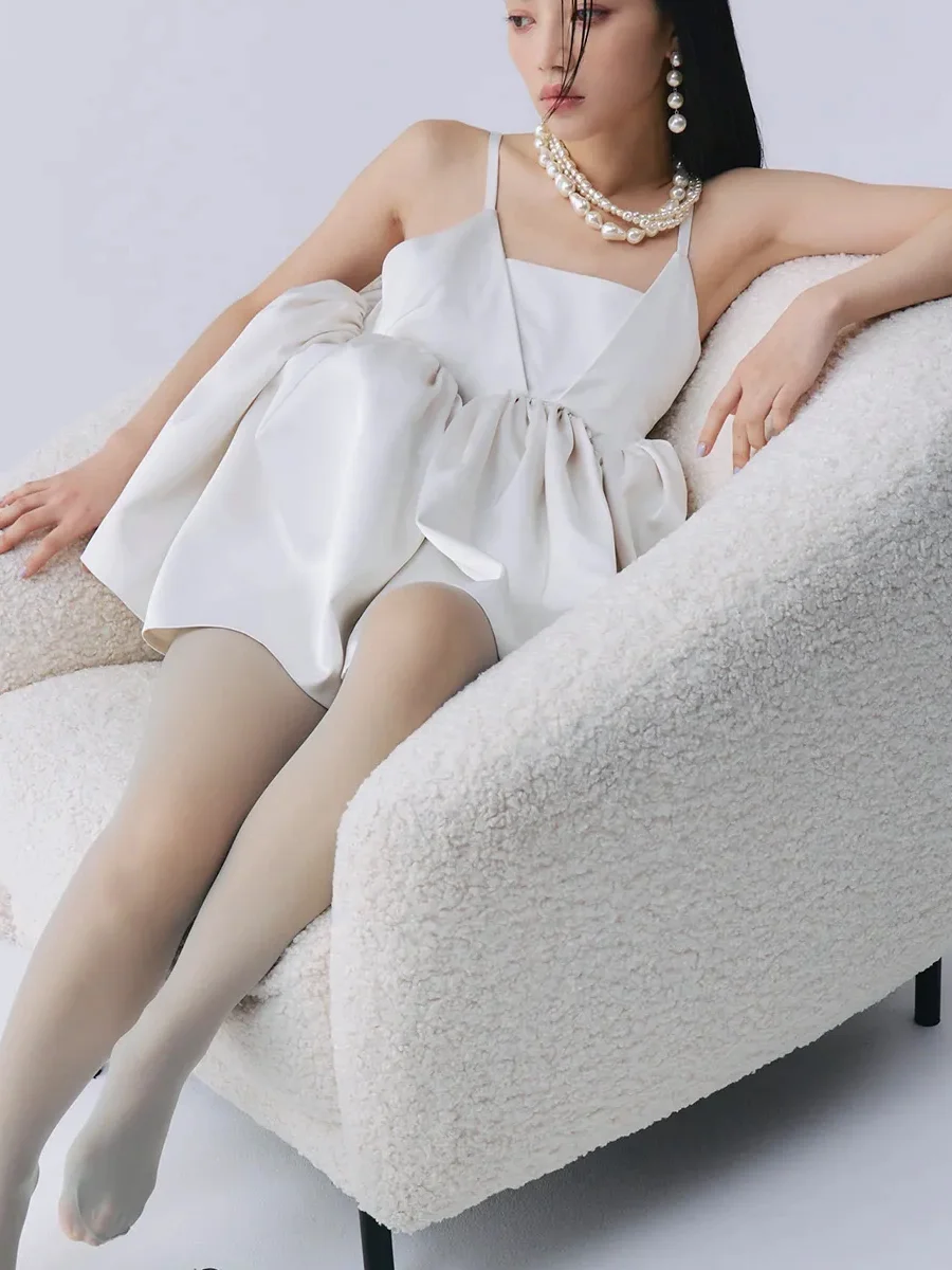 Japan Style New Product High-end Simple Elegant Tank Tops Comfortable Sleeveless Top with Ruffle Edge Camisole for Women