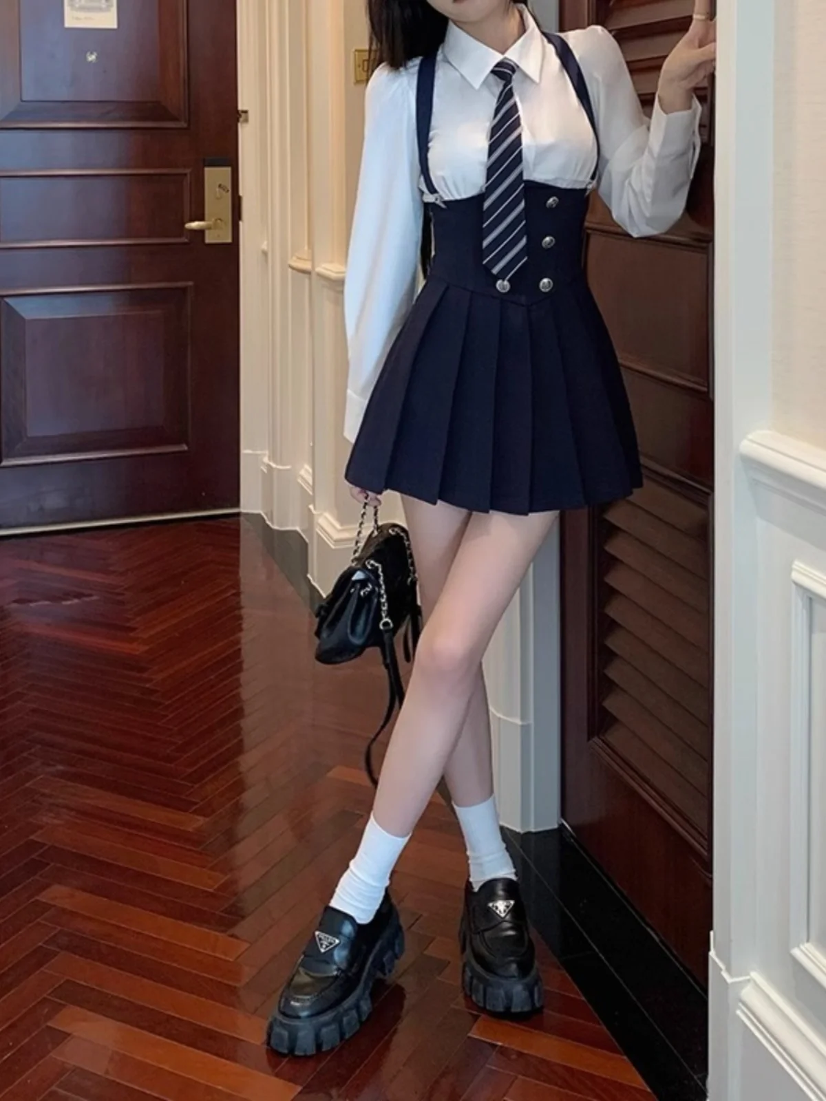 

Women's ort Suit Jaet Skirt Set American School orm Sle Spring Autumn Two-Piece Set Faionable Workwear