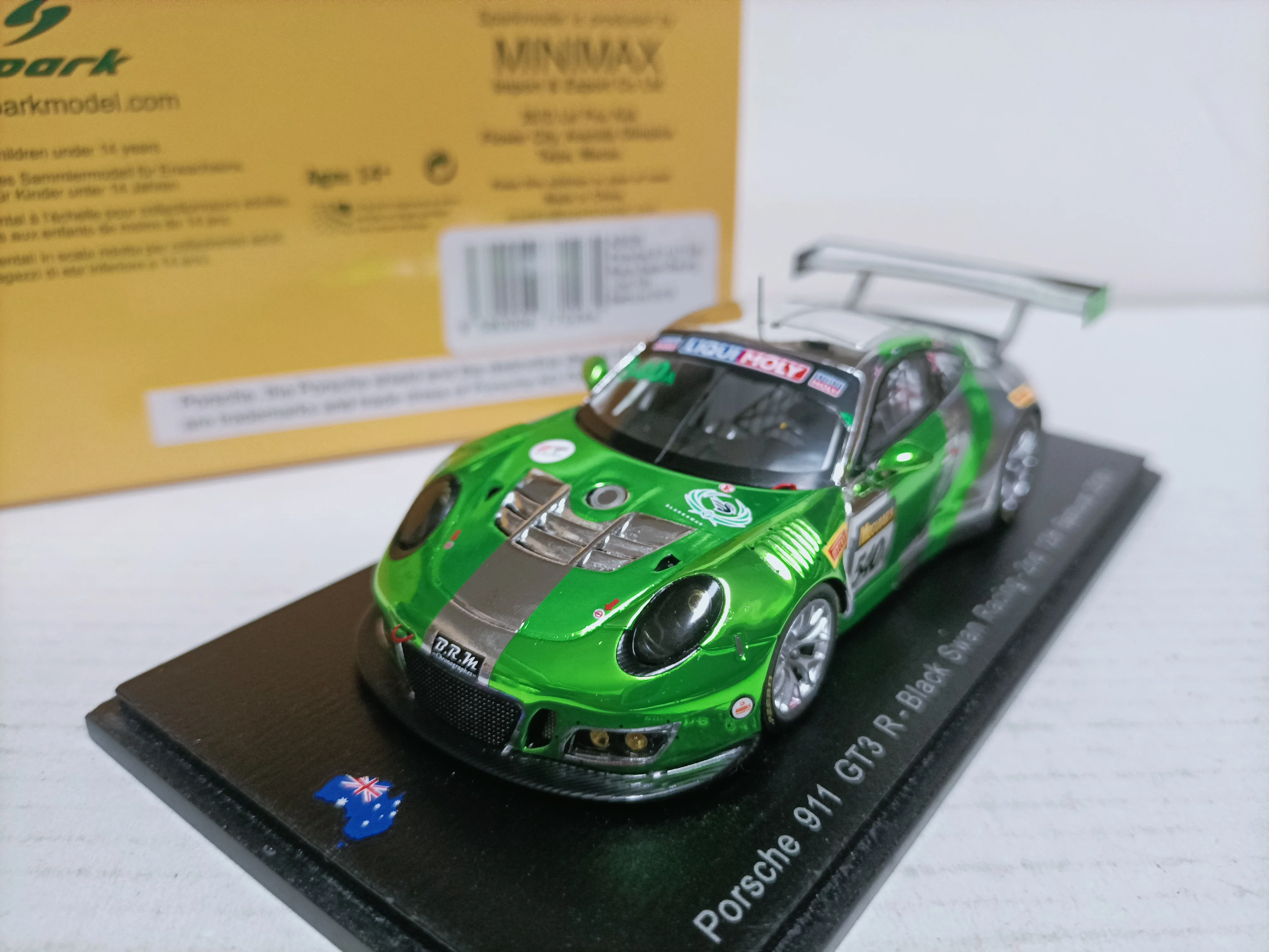 Spark 1 43 Porsche Bathurst Rally Racing Model 911 GT3R BlackSwan 2018