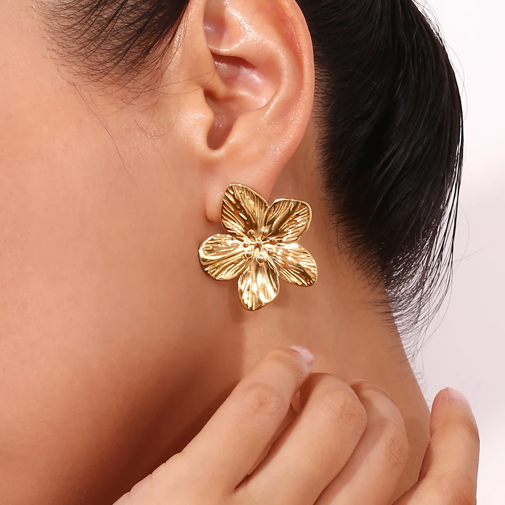 Brushed Petal Flower Stud Earrings Cute Water Resistant 18K Gold Plated Gift 316L Stainless Steel Earrings for Women