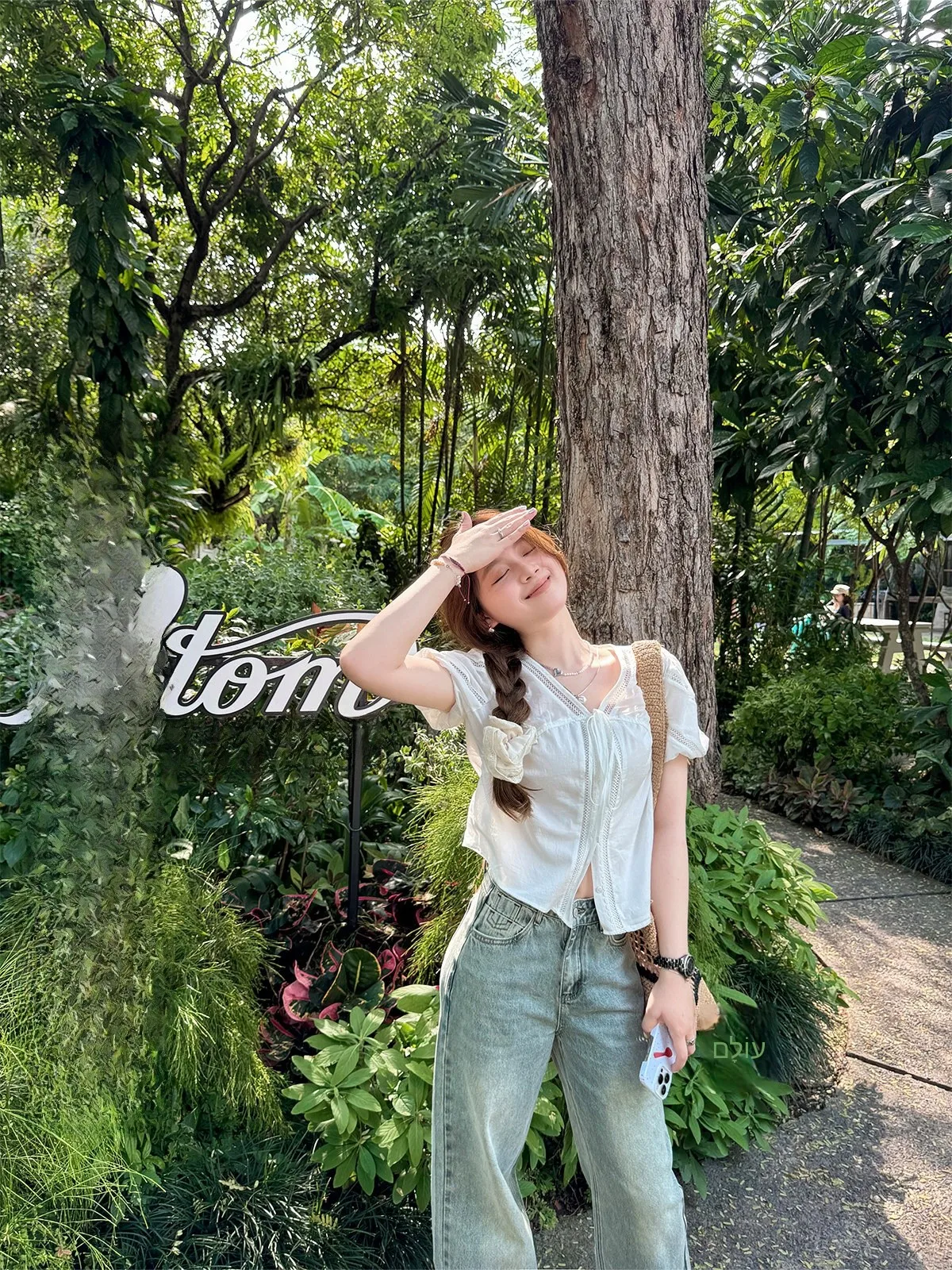 

Heavy Embroidery Lace ort Doll irt V Ne Cover up Korean Sle Women's Summer Faionable Versatile Svel Blouse