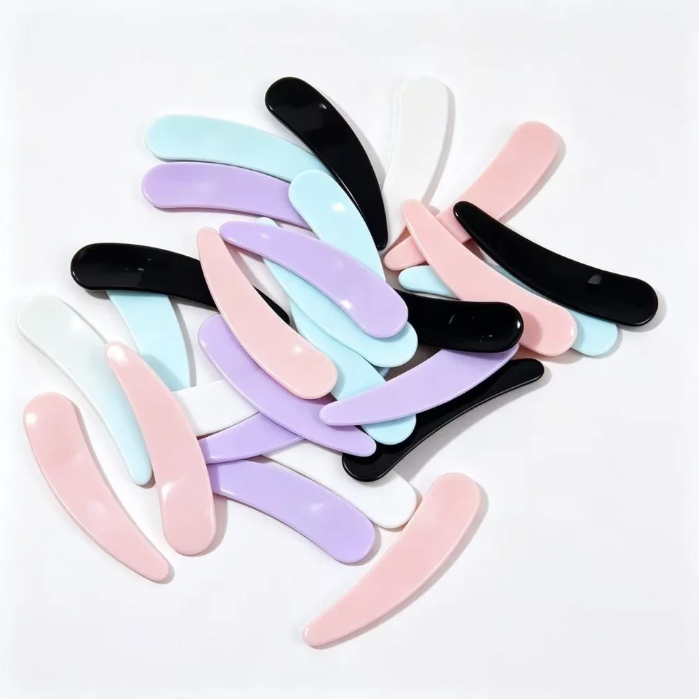 500/1000pcs Mini Disposable Cosmetic Spatulas Curved Scoop Makeup Cream Spoon Eye Cream Stick Face Beauty Tools Kit