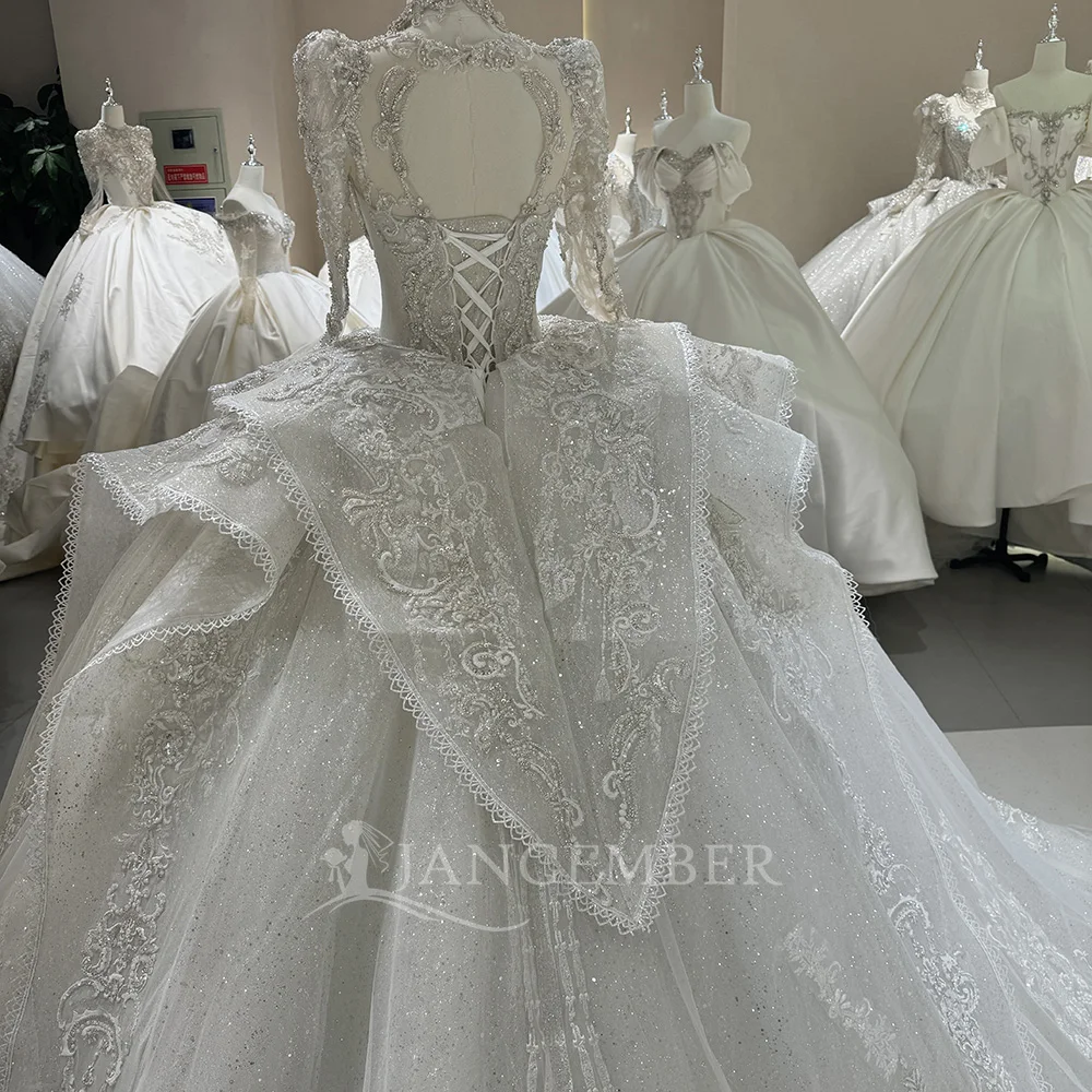 Vestidos de casamento brancos personalizados 2025 o-pescoço frisado personalizado mangas compridas vestido de baile até o chão tribunal trem vestido de noiva dw103