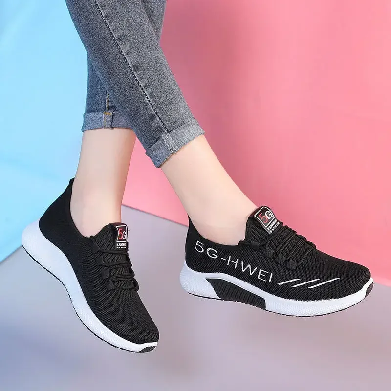 Flat Comfortable Fashion Sneakers Female Lightweight Shoes Slip-on Super Light Casual Woman Vulcanize Shoes Women Cloth