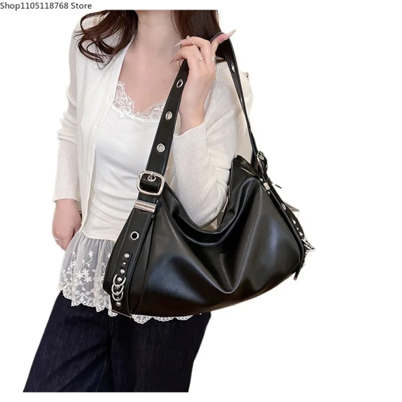 عالية الجودة بولي Leather حقائب كتف جلدية المرأة الصلبة خمر حقائب اليد عادية سوداء أنيقة حقائب اليد الكلاسيكية حقائب الإناث إنجلترا