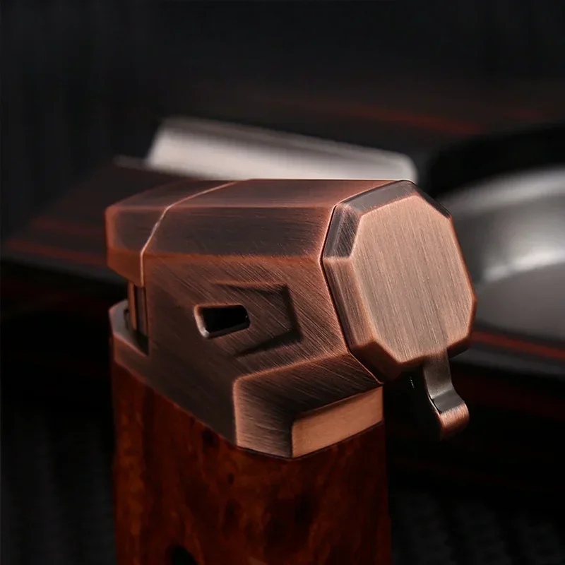 Nouveau allume-cigare de luxe avec coupe en forme de V fenêtre à gaz Visible allume-cigare rechargeable torche briquet fumeur cadeau pour hommes