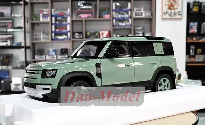 

Почти настоящий 1/18 новый для Land Rover Defender 90 Defender, литой под давлением автомобиль, имитация игрушки, подарок на день рождения, хобби, дисплей, украшения, зеленый цвет