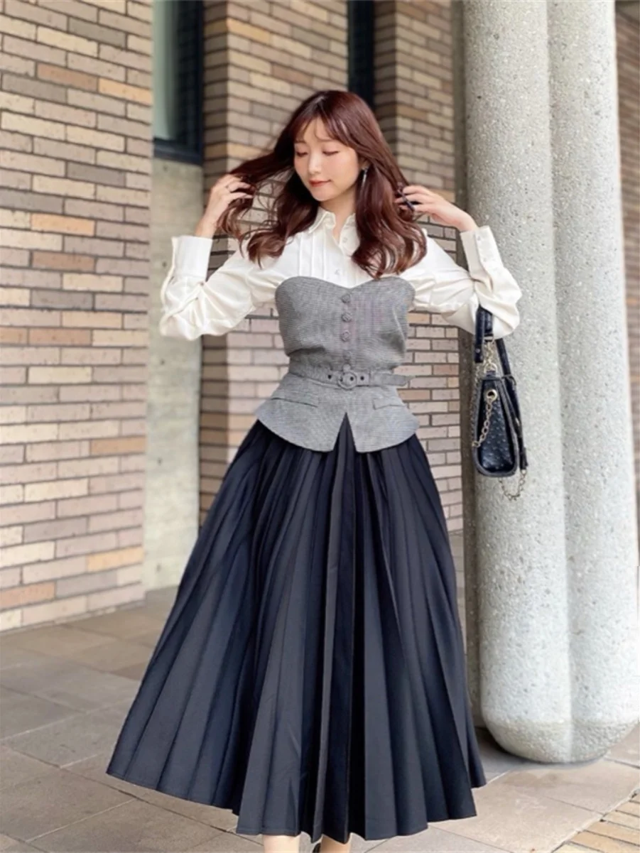 

Retro Fashion Limited Edition Movie Lead Role Style Off-Shoulder Vest Skirt Set Polyester Fabric for Women 25-35 Years Old