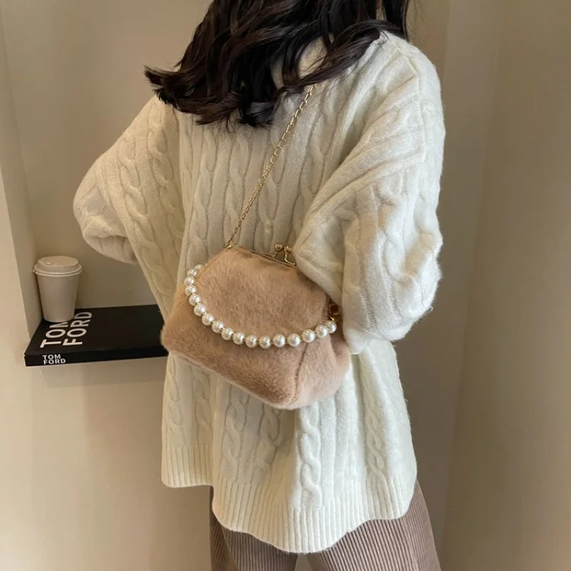 حقيبة كتف نسائية عصرية بتصميم حبال كروس، عصرية ومتينة للتسوق والعمل والسفر والاستخدام اليومي