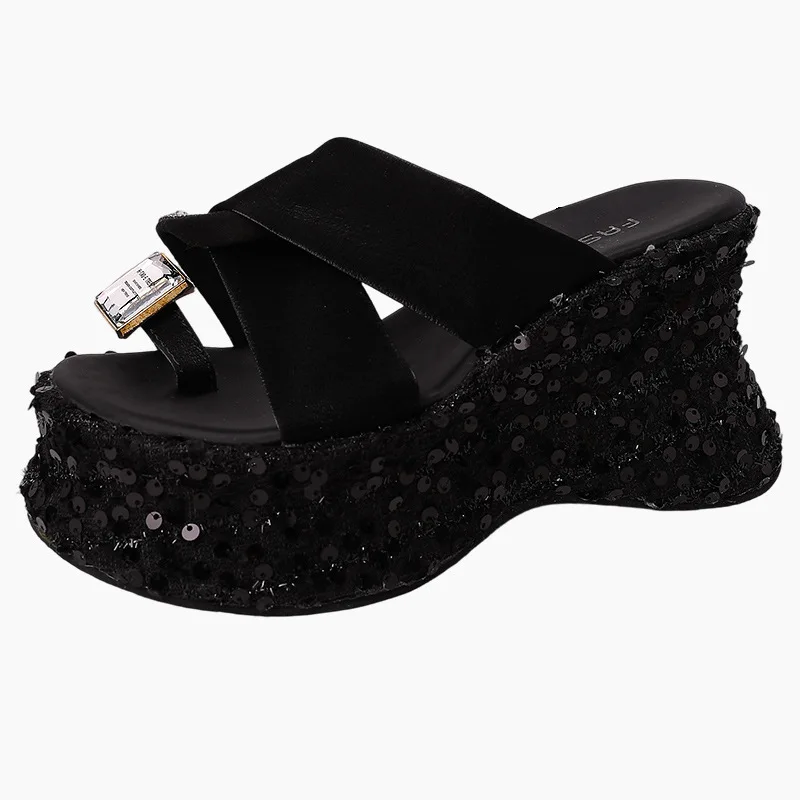 Sandales d'été Style féerique pour femmes, à la mode, polyvalentes, strass, paillettes, semelles épaisses, ascenseur, pantoufles d'extérieur décontractées, 2025