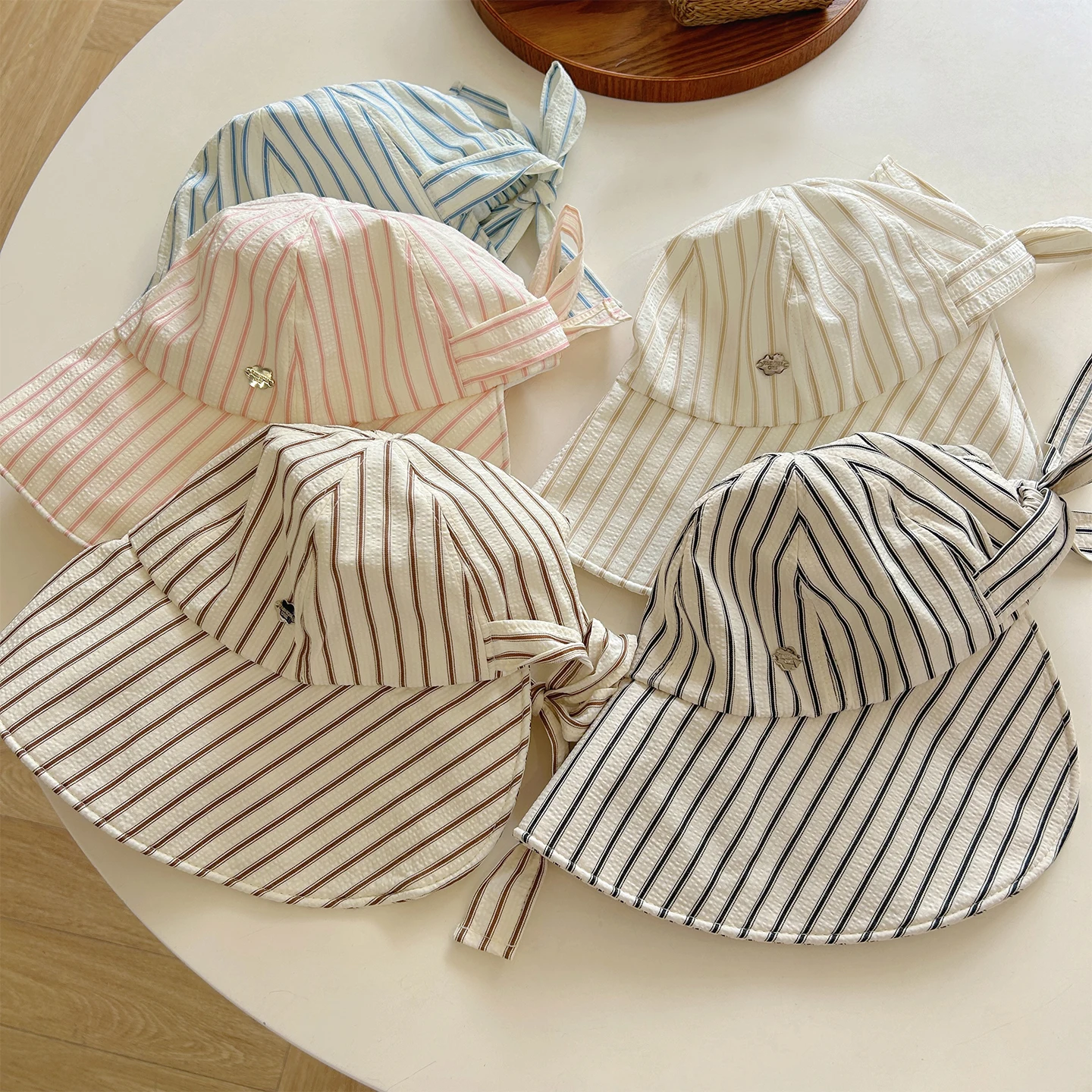 

Лето 2023, новая полосатая шляпа Fierman, женская тонкая дышащая модная универсальная солнцезащитная шляпа от солнца, повседневная шляпа от солнца