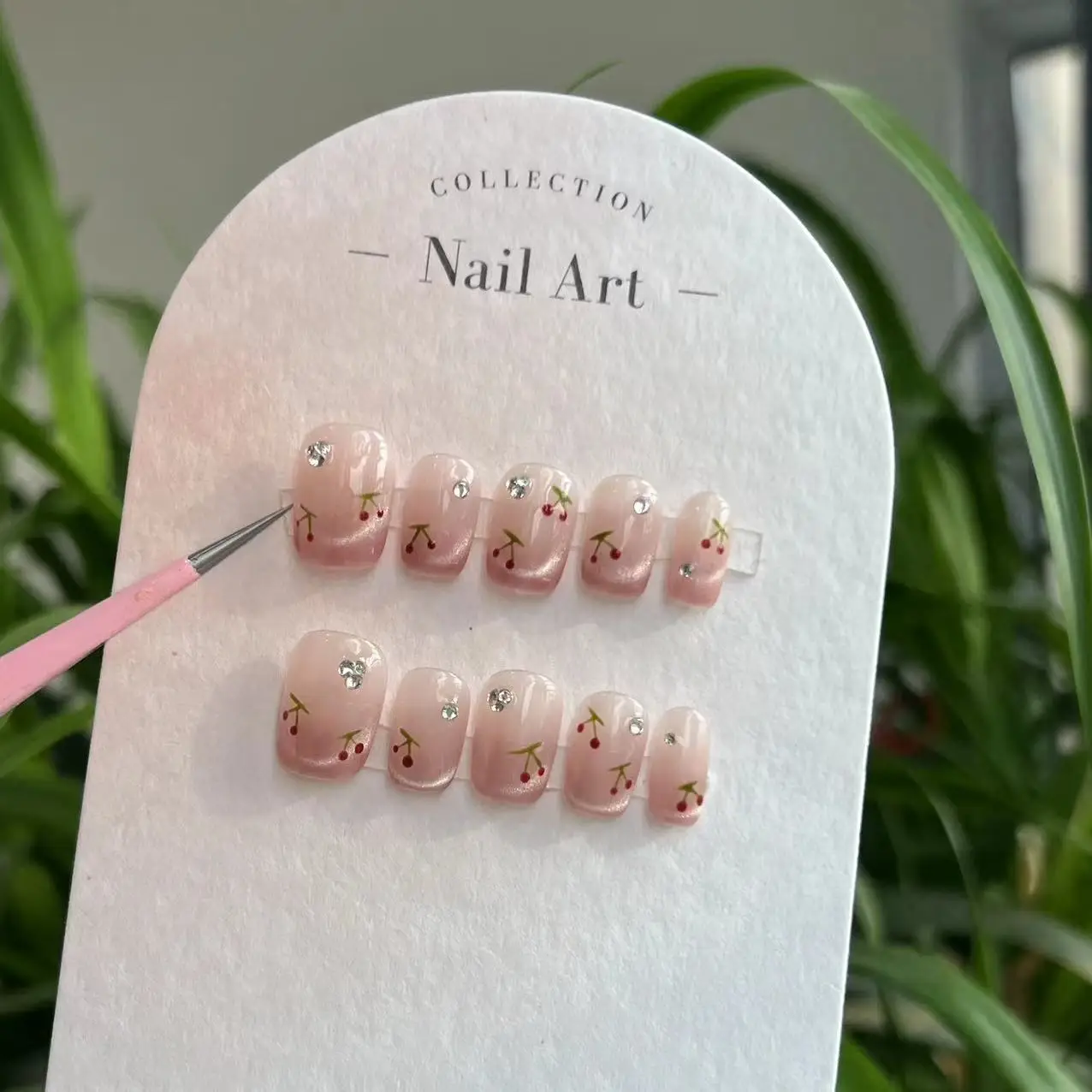 

10PCS French Tip Press on Nails Short Oval Cat Eye Glow Sheer Pink White Luxury Elegant False Nails Handmade Reusable for Women