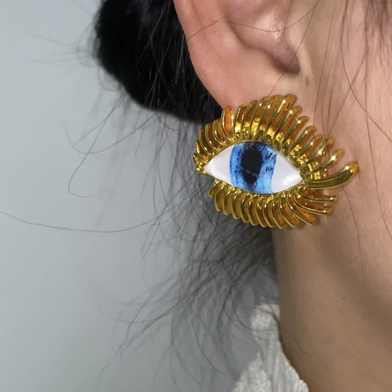 Exaggerated Design Retro Eyes Earrings Retro Fashionable Temperament Jewelry Women