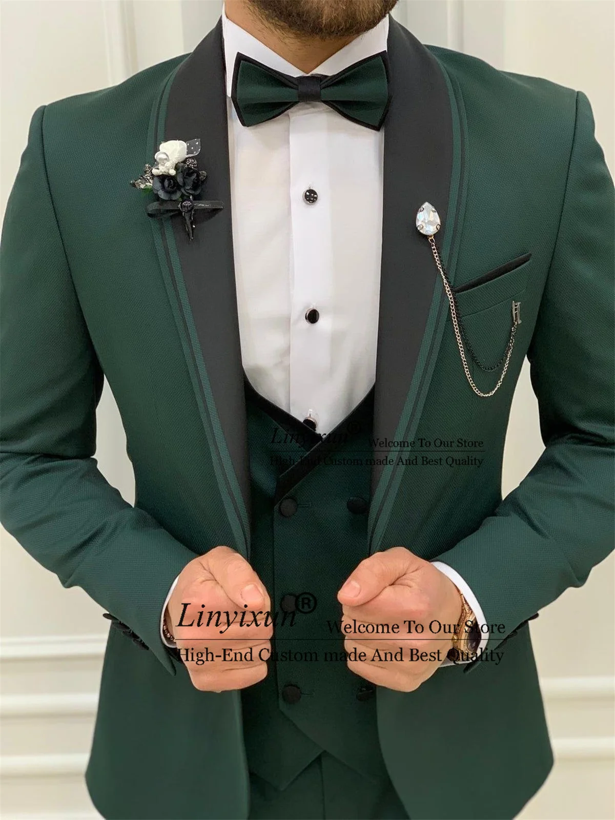 Classic Green Men\'s Suit Black Lapel Groom Wedding Tuxedos Slim Fit 3 Piece Set Business Male Prom Blazer Vest Pants Outfit