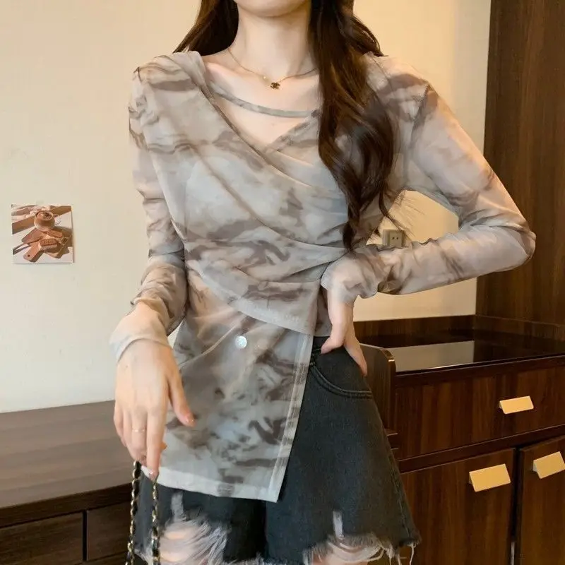 

Irregular Tie Dye Net Yarn T Shirts Summer New Long Sleeve Thin Slim Pleated Trend Tops Fashion Street Casual Women Clothing