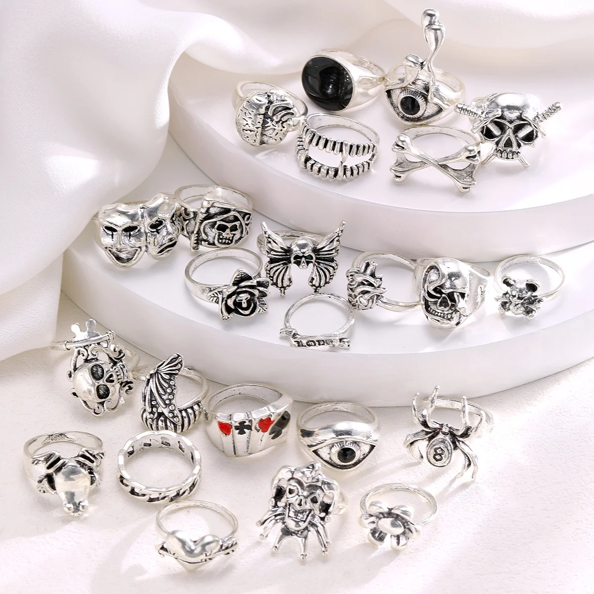 24 Pcs/Set Gothic Ring Set for Women Men Fashion Clown Face Devil Smile Face Pattern Finger Rings Punk Halloween Jewelry Gifts image 5