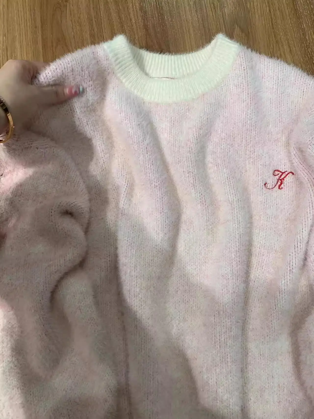 

Pink Lettered Mink Velvet Knitted Sweater Loose Lazy Sle Outerwear for Men And Women Autumn Winter Casual Faion Knitwear