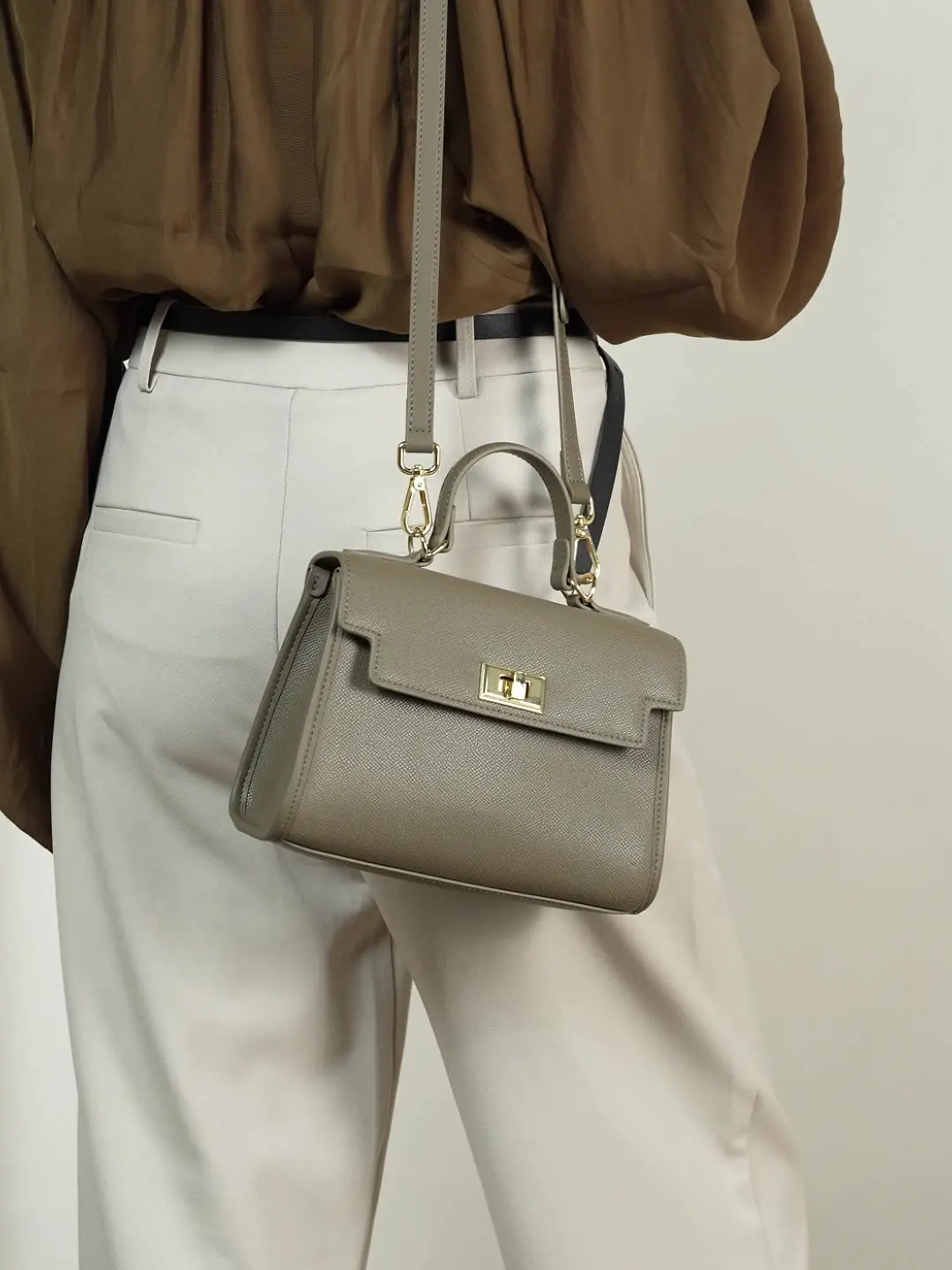 

New trendy versatile cowhide high-end leather i crossbody handbag for women