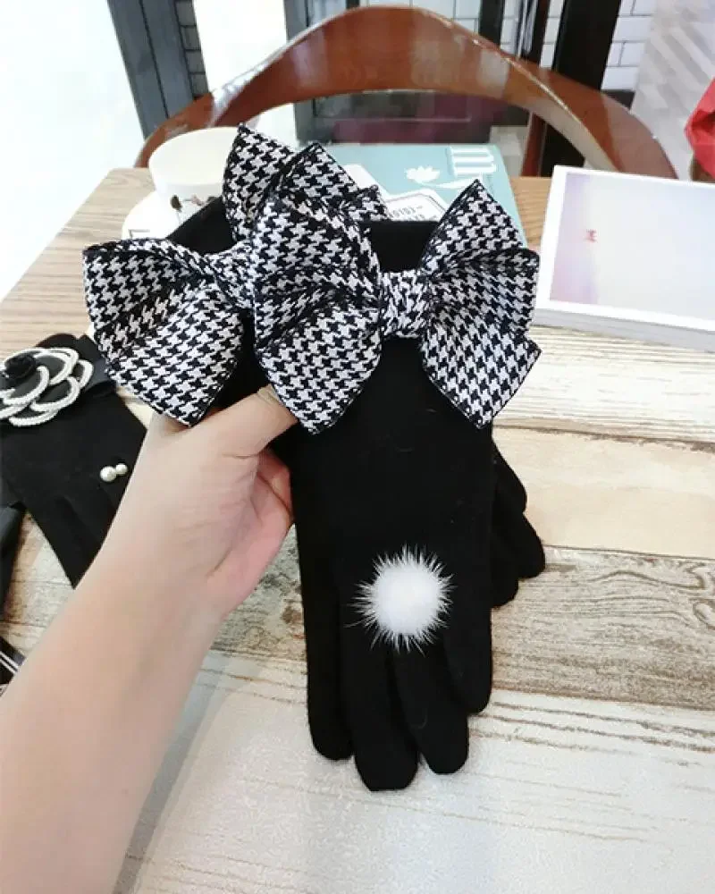 Black Camellia Cashmere Gloves Fashion Korean Houndstooth Mink Hair Cute Flowers Warm Riding Touch Screen Gloves A428