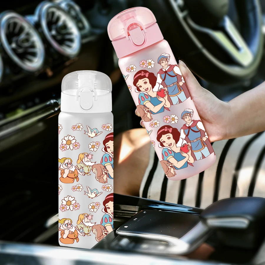 1 pezzo Disney, Biancaneve, Sette Nani, modello bottiglia d'acqua in plastica da 26 once, tazza d'acqua per sport all'aria aperta, regalo di compleanno/ritorno a casa