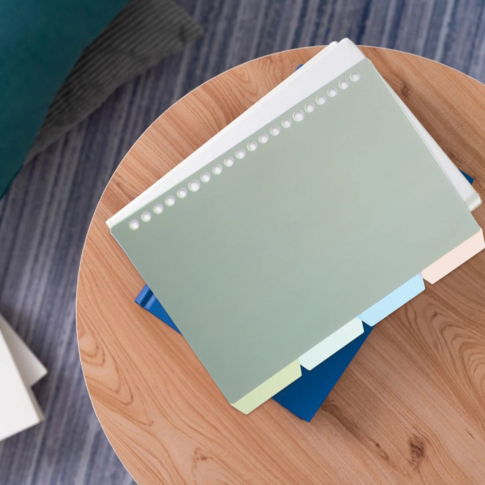 32 قطعة فواصل دفتر الملاحظات مادة Pp علامات صفحة طويلة الأمد لمؤشر المفكرة A5 تسميات مصنفة علامات التبويب الموثق البلاستيكية الملونة