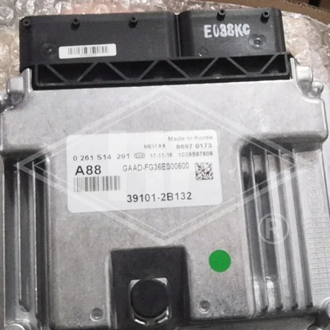 Car stock ECU ME17.9.8 39101-2B132  repair ecu Computer control unit for Hyu ndai