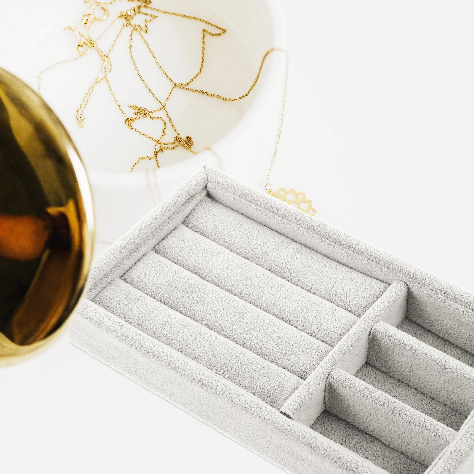 

Small Jewelry Box Grey Grid Earring ganizer Ring Tray Storage Case for Watches Necklaces Glasses Accessories Display