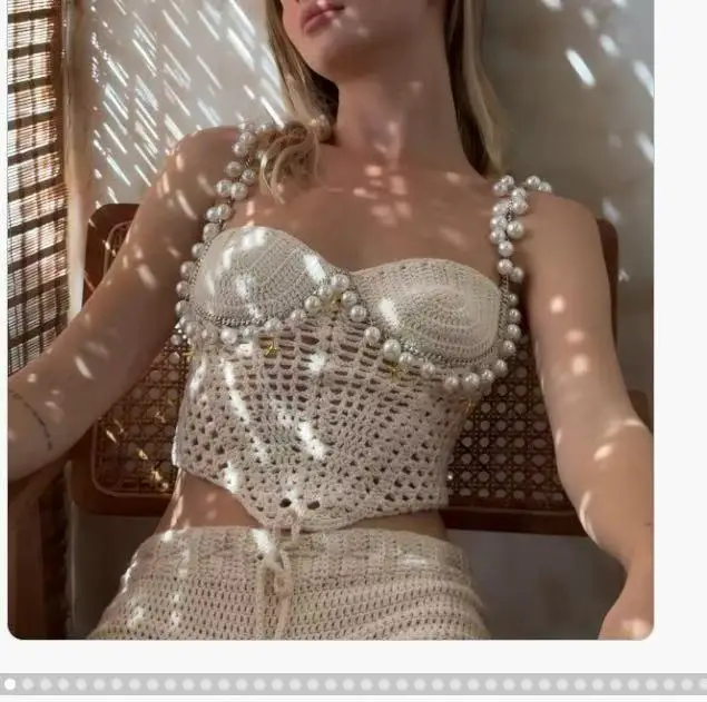 Primavera ed estate nuova moda sexy tinta unita crop halter top corto con perline