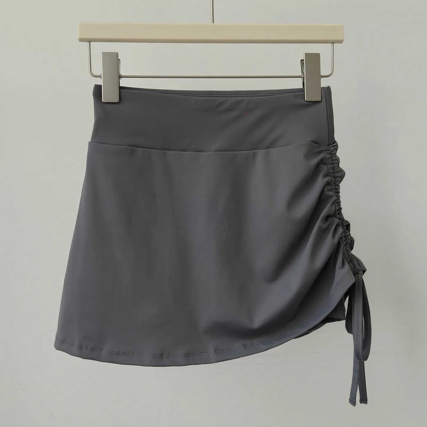Sportlicher kurzer Rock, Anti-Exposure, hohe Taille, hüftformend, atmungsaktiv, schnelltrocknend, zweiteiliger Yoga-Fitness-Hosen-Imitat für den Sommer. – Detail 7