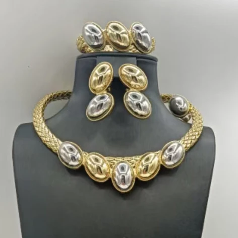 The Latest Hotsale Two Tone Oval Shape Jewelry Set Stunning Fine Necklace Bracelet Earrings Ring 4PC Jewellery for Wedding Party