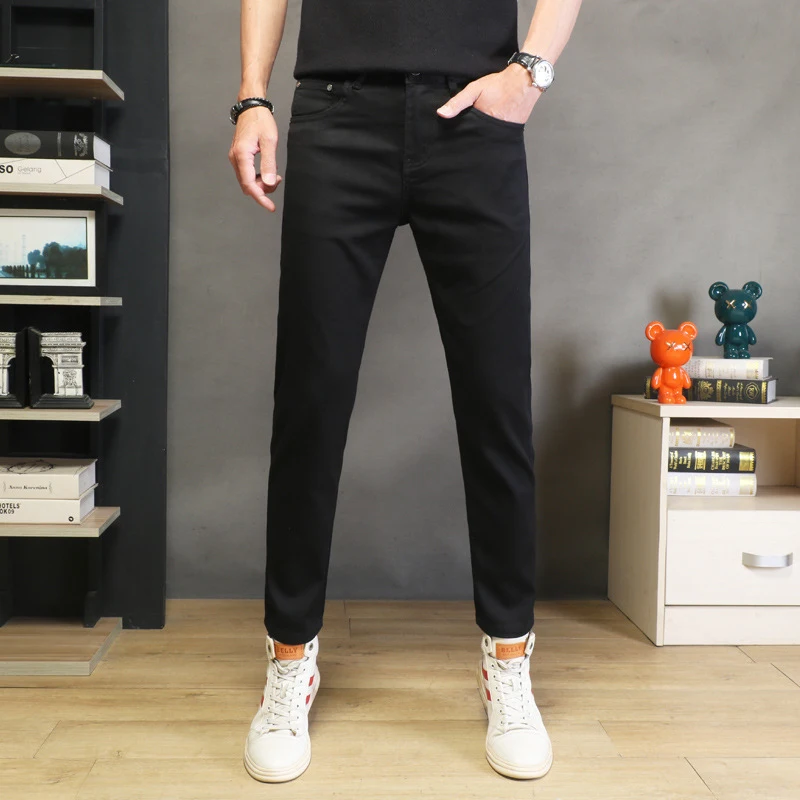 

Новинка 2026: Мужские черные джинсы из денима, высококачественные, облегающие, стрейч, в корейском стиле, повседневные, универсальные, легкие, люксовые брюки