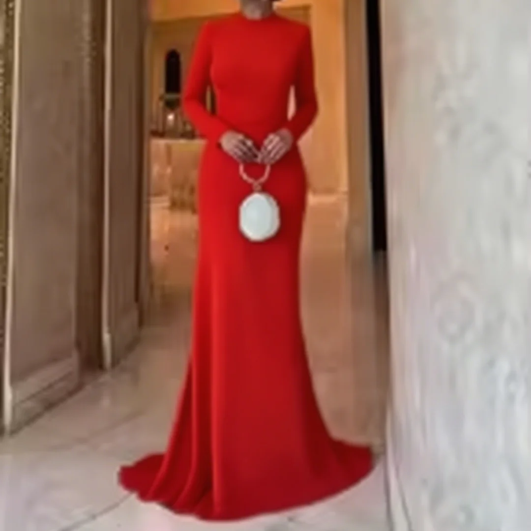 

Customize the classic long-sleeved chiffon floor-length mermaid dress, as well as the formal evening gown for the bride's mother