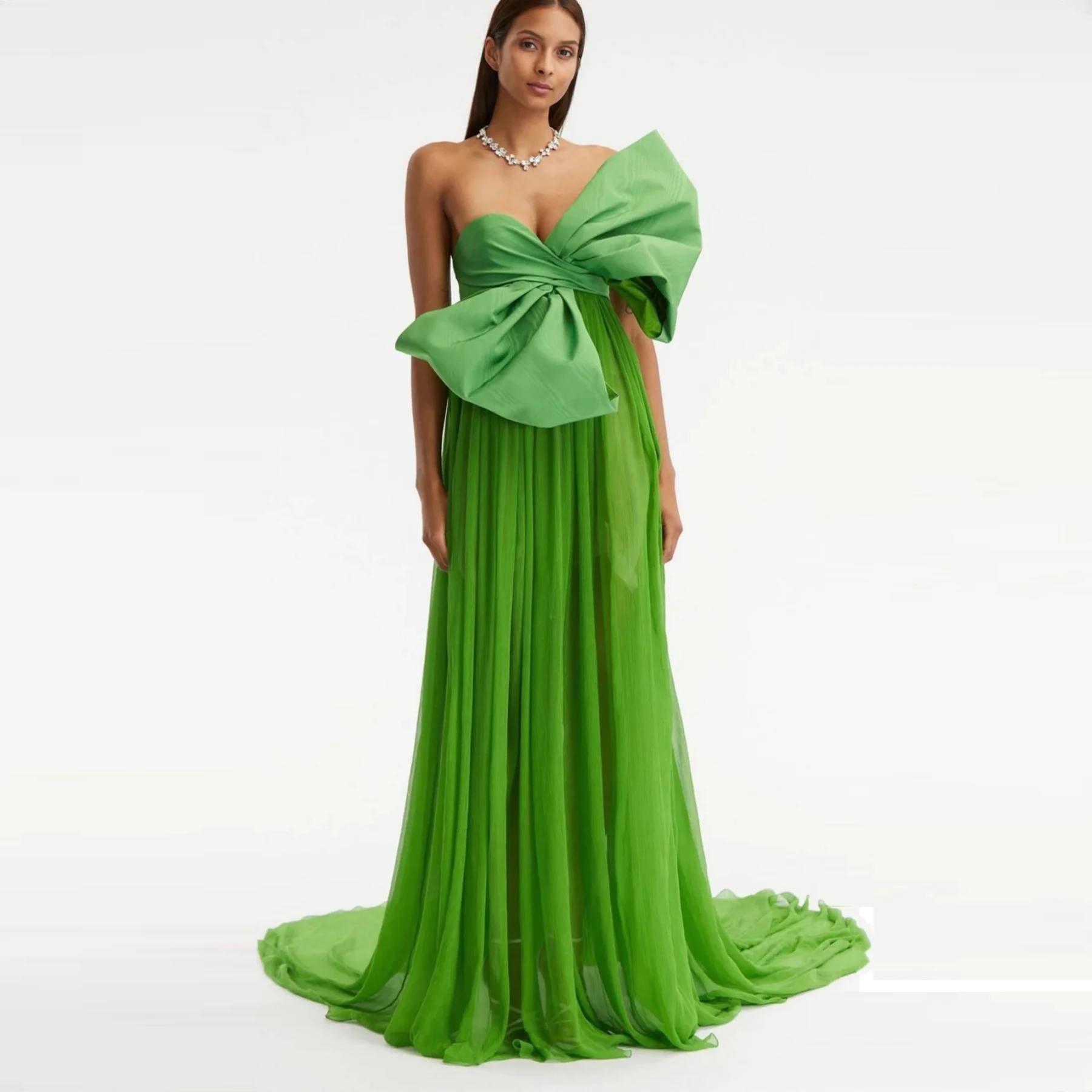 Trendy Green Chiffon Evening Maxi Dress with Big Bow Strapless Flowing Long Train Formal Party Dresses فساتين طويلة Custom Made