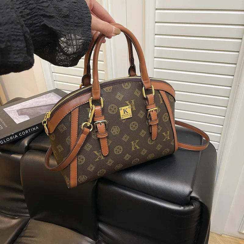 

2025 A/W Fashion Women's Shoulder Bag, Genuine Leather Multi-way Crossbody Tote, Vintage Chic Large Capacity Purse for Work