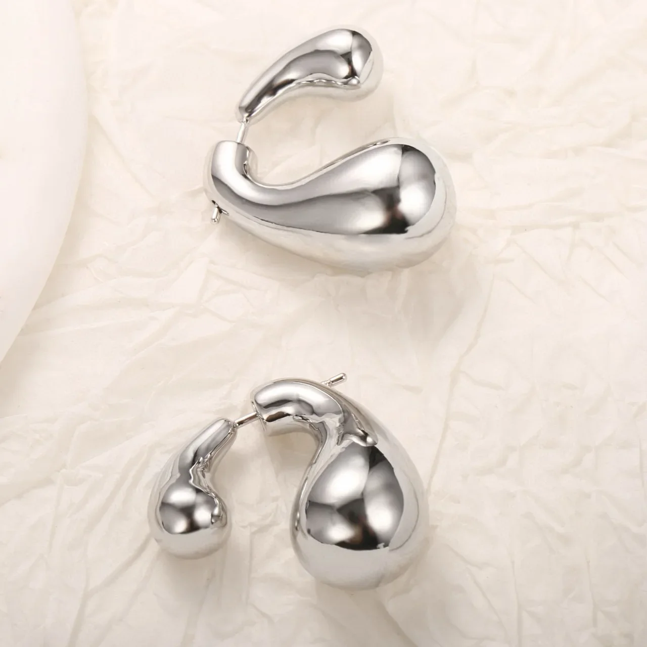 Hot Brand Fashion 3D Water Drop Earrings Gold Color Big Design Stud Earrings White Gold Customer Jewelry Fine Quality Jewelry