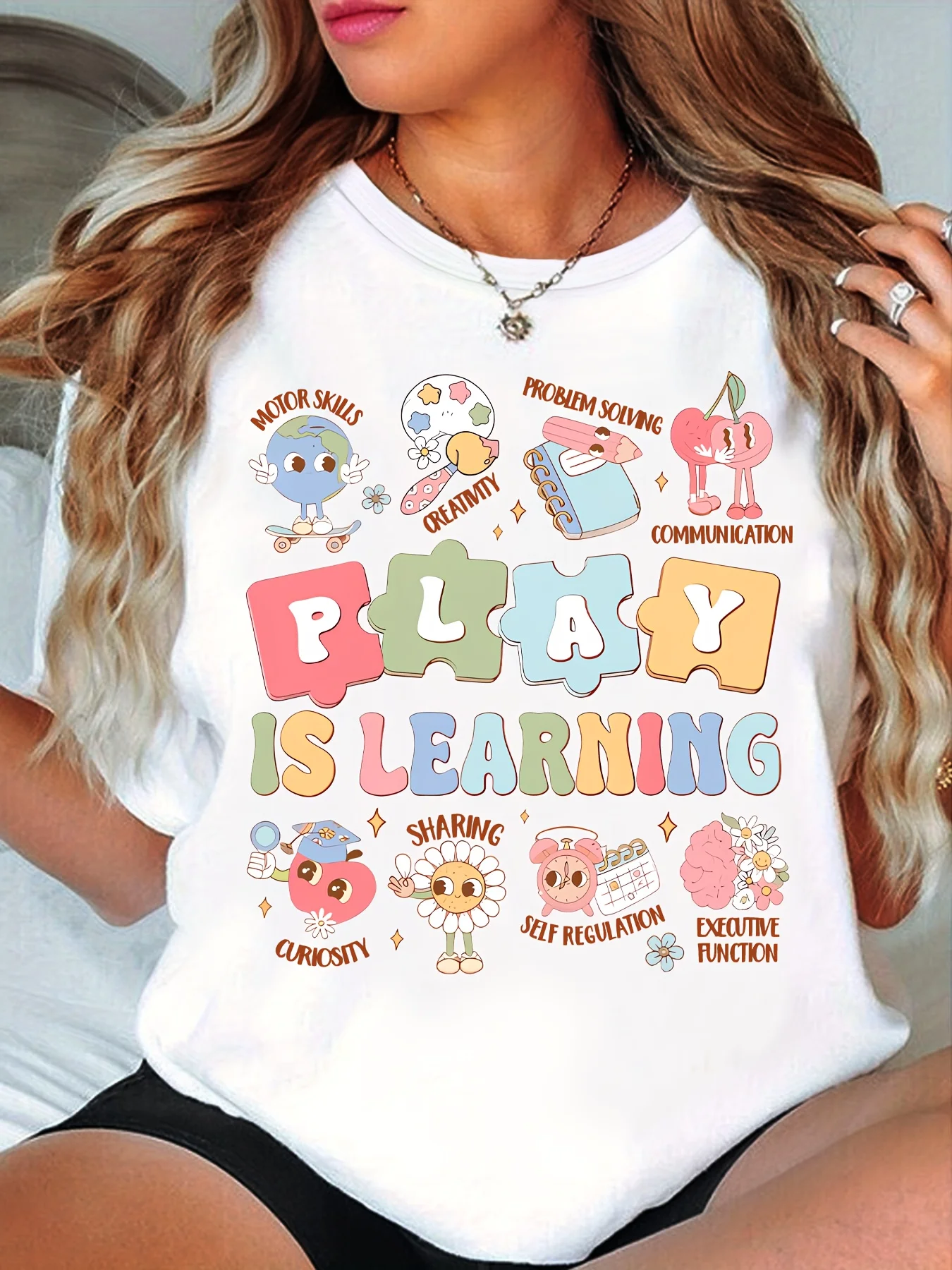 2025 اللعب الجديد هو نمط التعلم المطبوعة للجنسين الشارع موضة الاتجاه قصيرة الأكمام القطن الخالص جولة الرقبة قصيرة الأكمام قميص