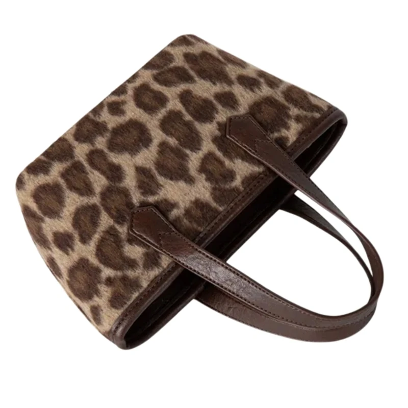 

Trendy Ladies Leopard Print Plush Small Handbag Elegant PU Leather Shoulder Crossbody Bag for Commuting or Shopping