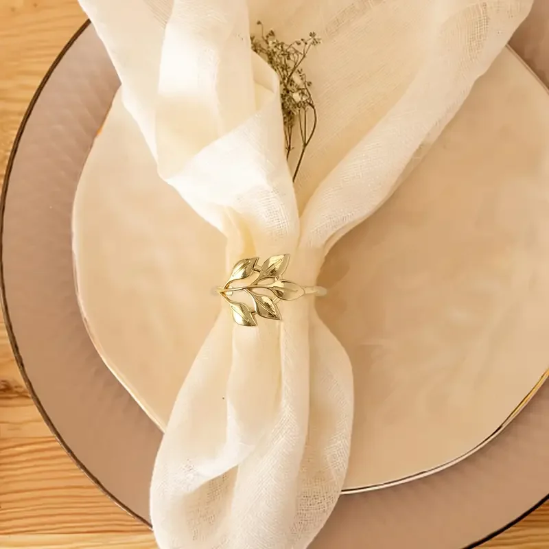 

6pcs Light Luxury Style Napkin Ring Metal Polished Golden Leaf Napkin Ring Banquet Party High-End Gold Leaf Napkin Ring