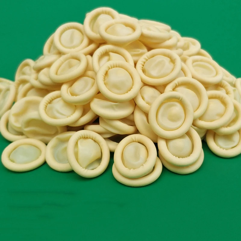 

50PCS Disposable Finger Cover Natural Rubber Gloves Non-Slip Anti-Static Latex Finger Cots Fingertips Protector Gloves Nail Art