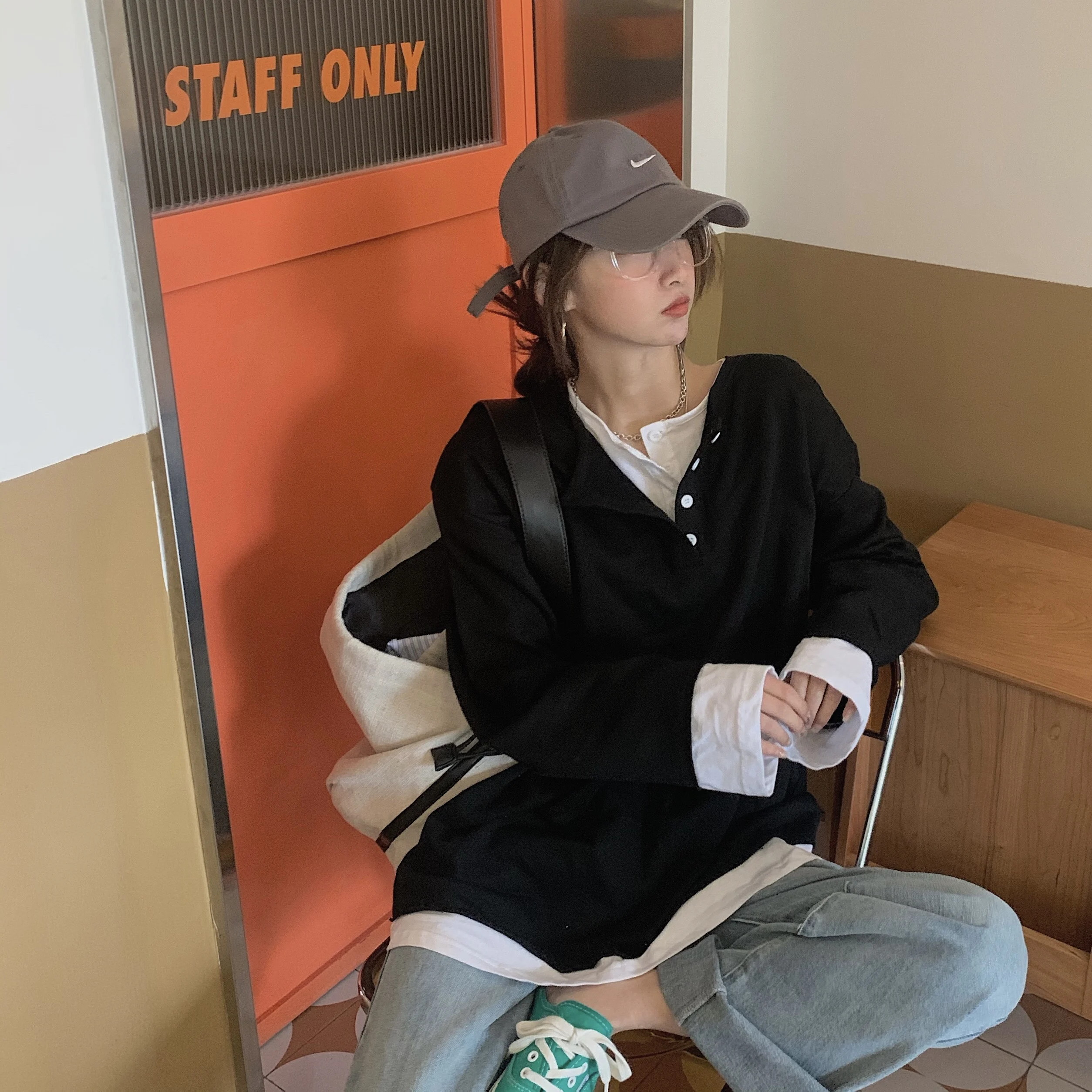 

Женские толстовки, шерстяной капюшон на молнии, красный, с v-образным вырезом, индивидуальный, без капюшона, микроминималистичный, в клетку, женские пары, тонкий Mujer