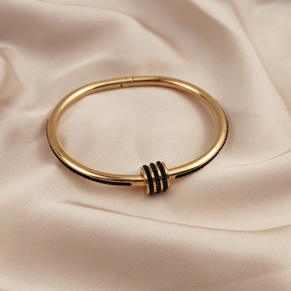 Classic small waist O-shaped stainless steel gold-plated bracelet, high quality waterproof jewelry, wedding party jewelry