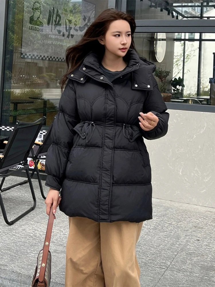 2025 한국 버전 패션 겨울 신상 다운 재킷 여성용 중간 길이 후드 허리 슬림 화이트 덕 다운 캐주얼 코트