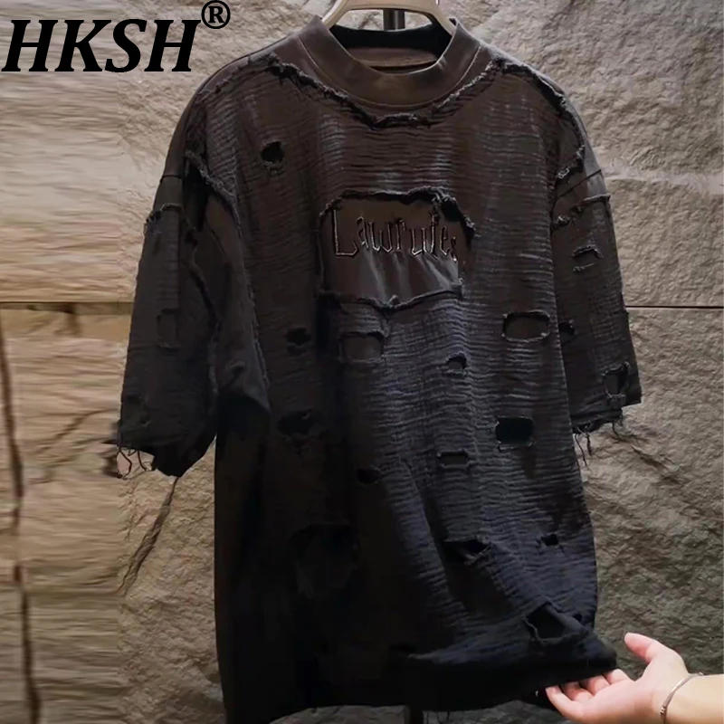 HKSH Summer New Men Fashion Versatile Casual Design Hollow Out Short Sleeve T-shirt Trend Frayed Embroidery Dark Ins Top HK16890