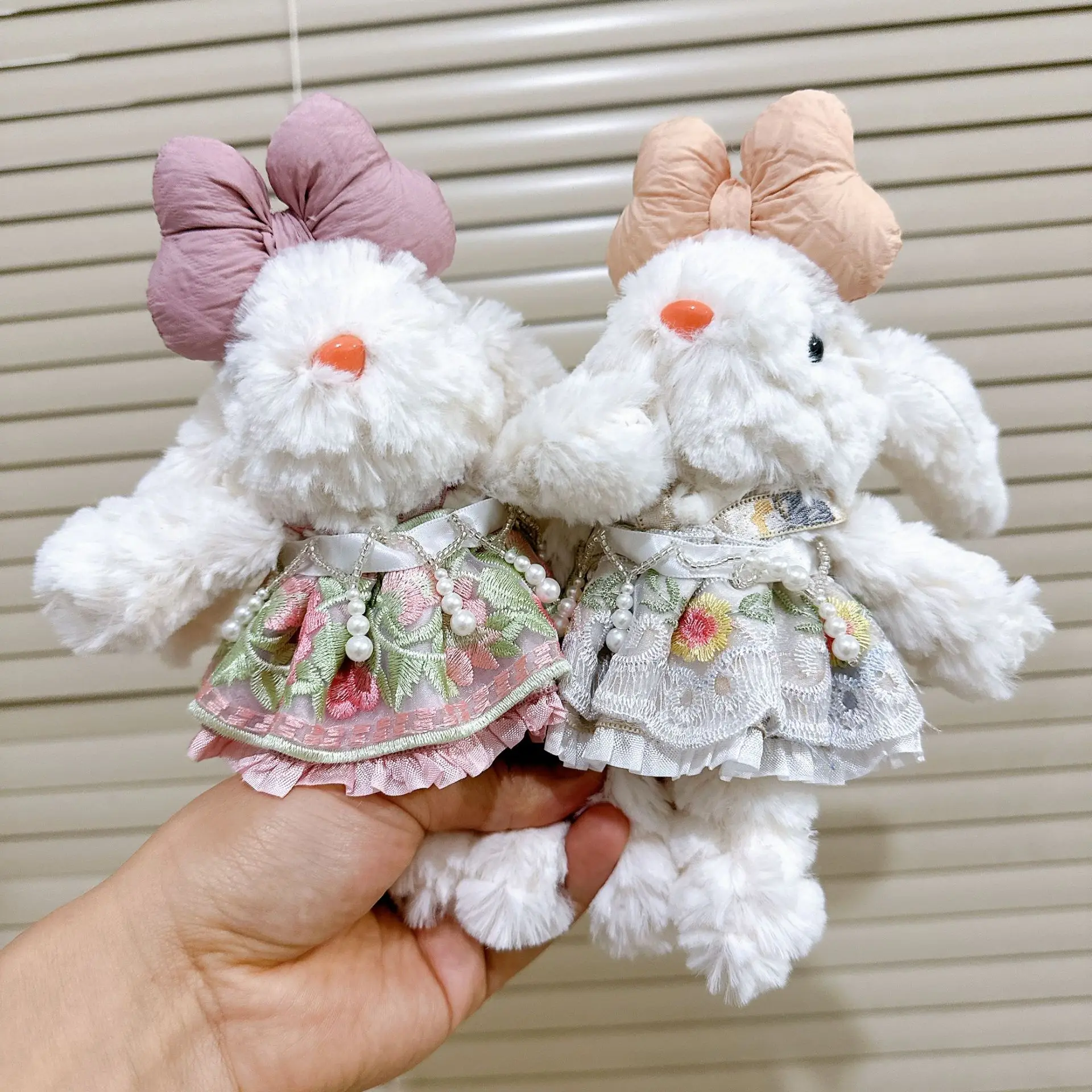 Fashion and Cute New Products Hot Sale West Highland Lop-eared Rabbit Retro Princess Dress Pendant Doll Clothes
