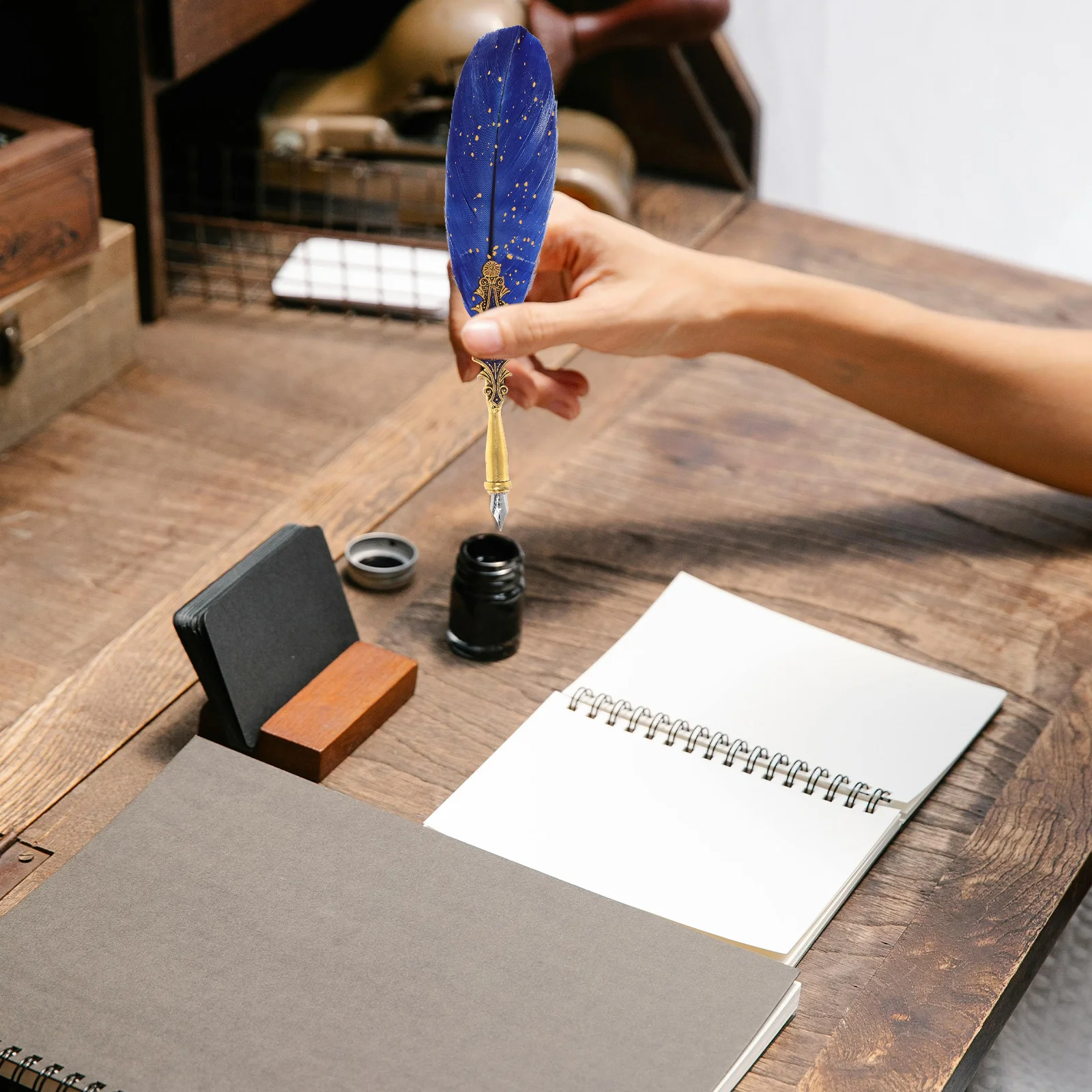 

Retro Quill Pen Easy Maintenance Calligraphy Pens Forged Shaft Control Smooth Writing Artistic Projects Quill Pen