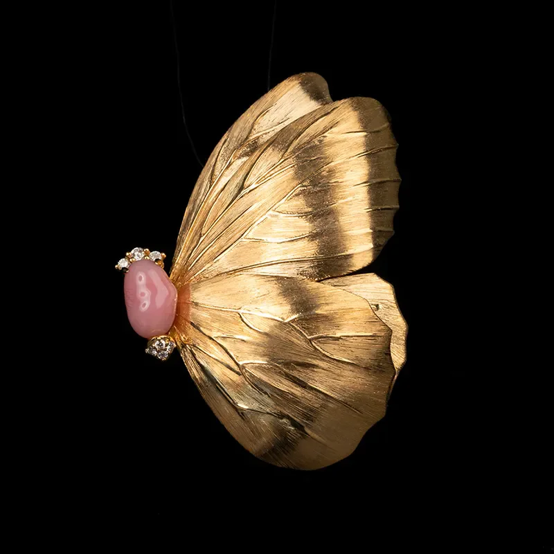 

Gorgeous Exquisite Style Gold Color Invisible Inlaid Imitation Gemstone Butterfly Brooch Women's High End Luxury Banquet Brooch