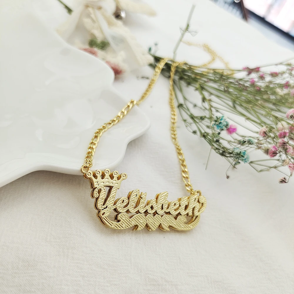 DODOAI Personalized Name Necklace With Heart-shaped Design Cuban ChainThree-dimensional Custom Necklace with Crown Name Jewelry